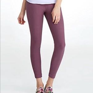 Hue Pique Skimmer Leggings - NWT
